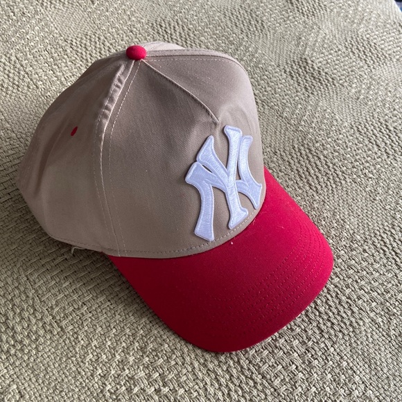 $pecials Other - $pecials Big New Yorker Cap